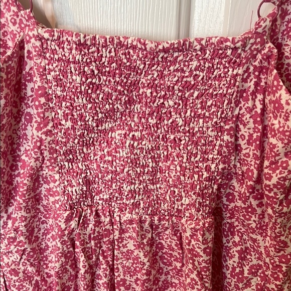 NWT Old Navy Linen Pink Floral Dress with adjustable straps size Medium - Picture 3 of 7